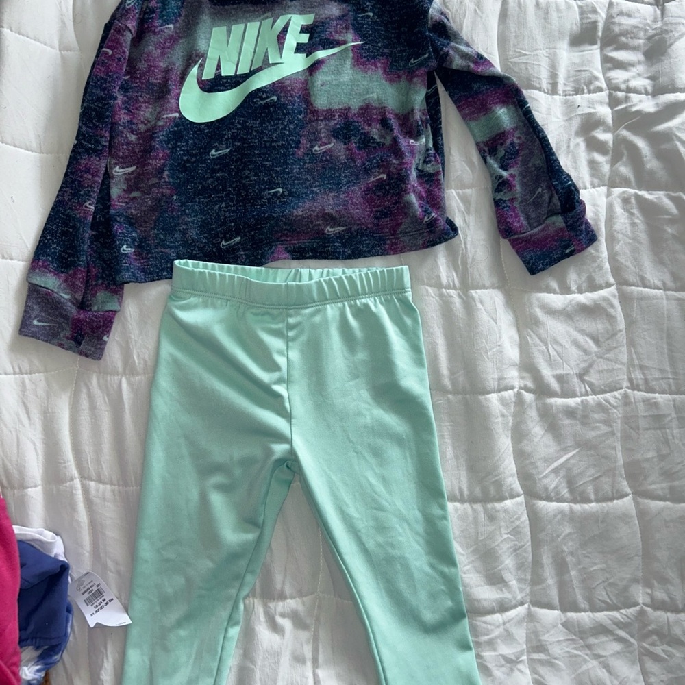 Nike Kids Purple and Mint Sweatshirt